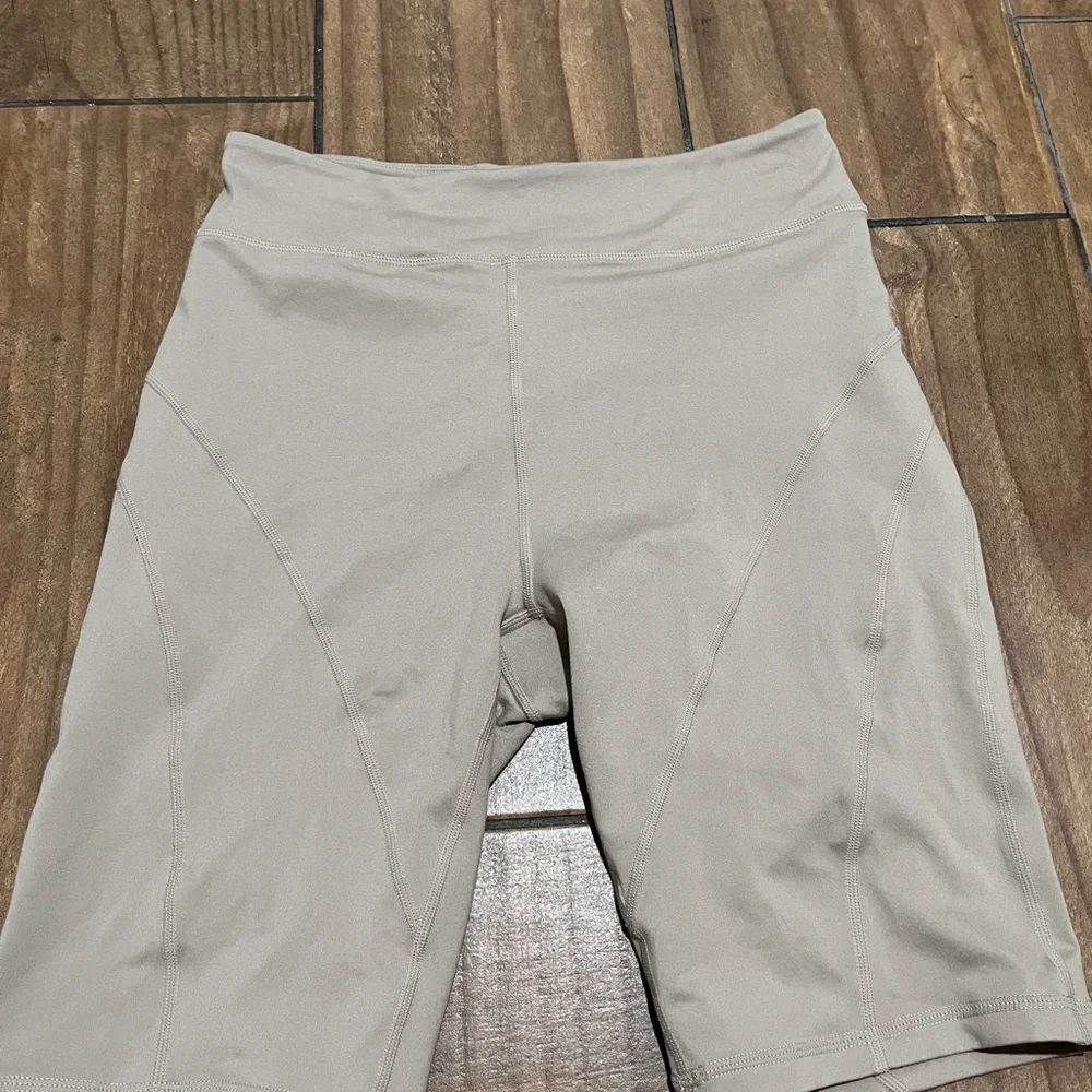 Free People Movement Biker Baby Shorts Medium - Picture 2 of 7
